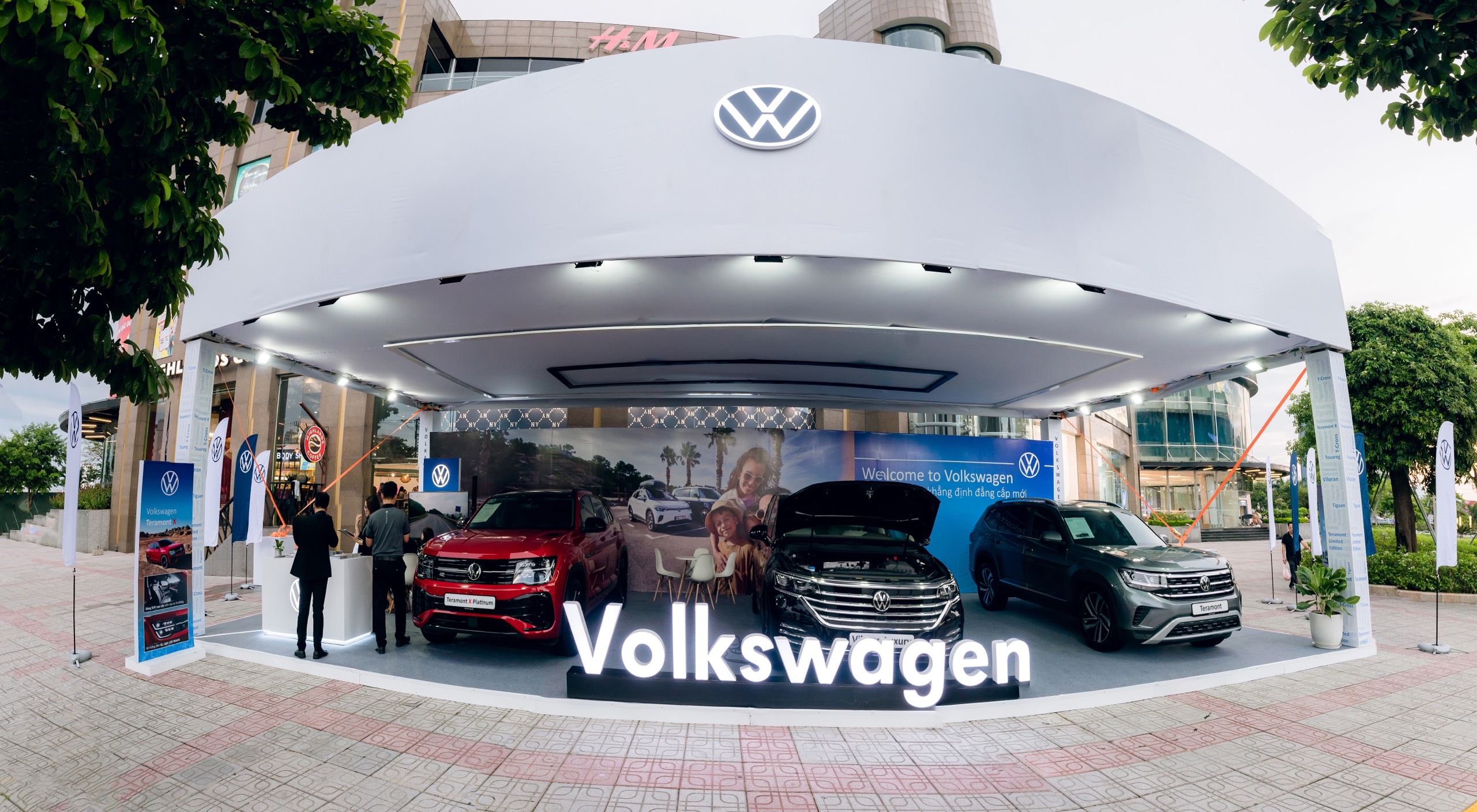 Tin tức & sự kiện: Dấu ấn sự kiện Cardisplay tại TTTM Vincom Đà Nẵng