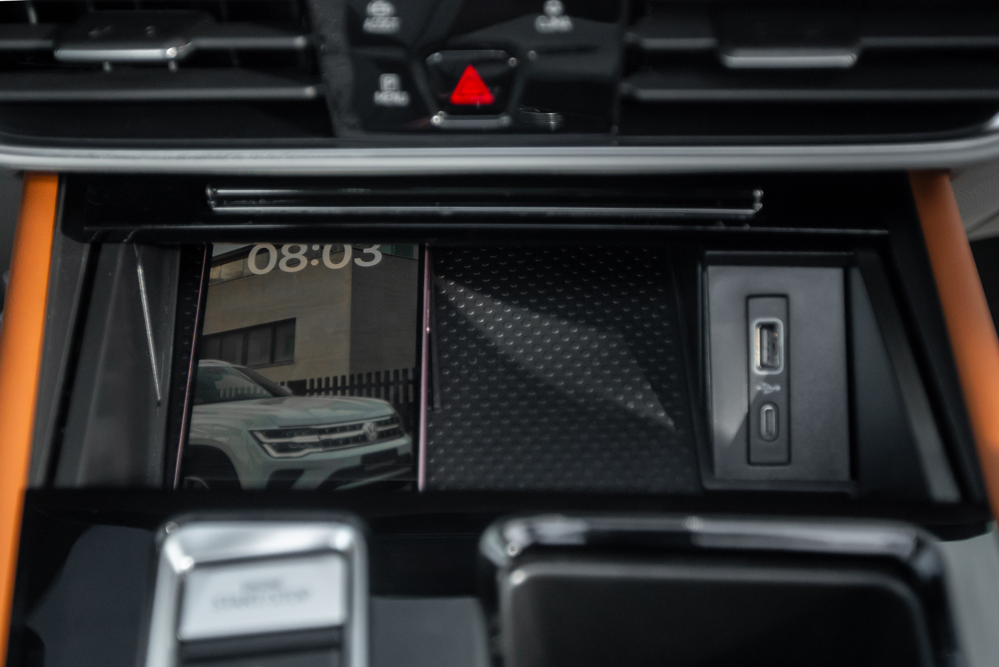 Hình minh họa: Sạc không dây Wireless Charge