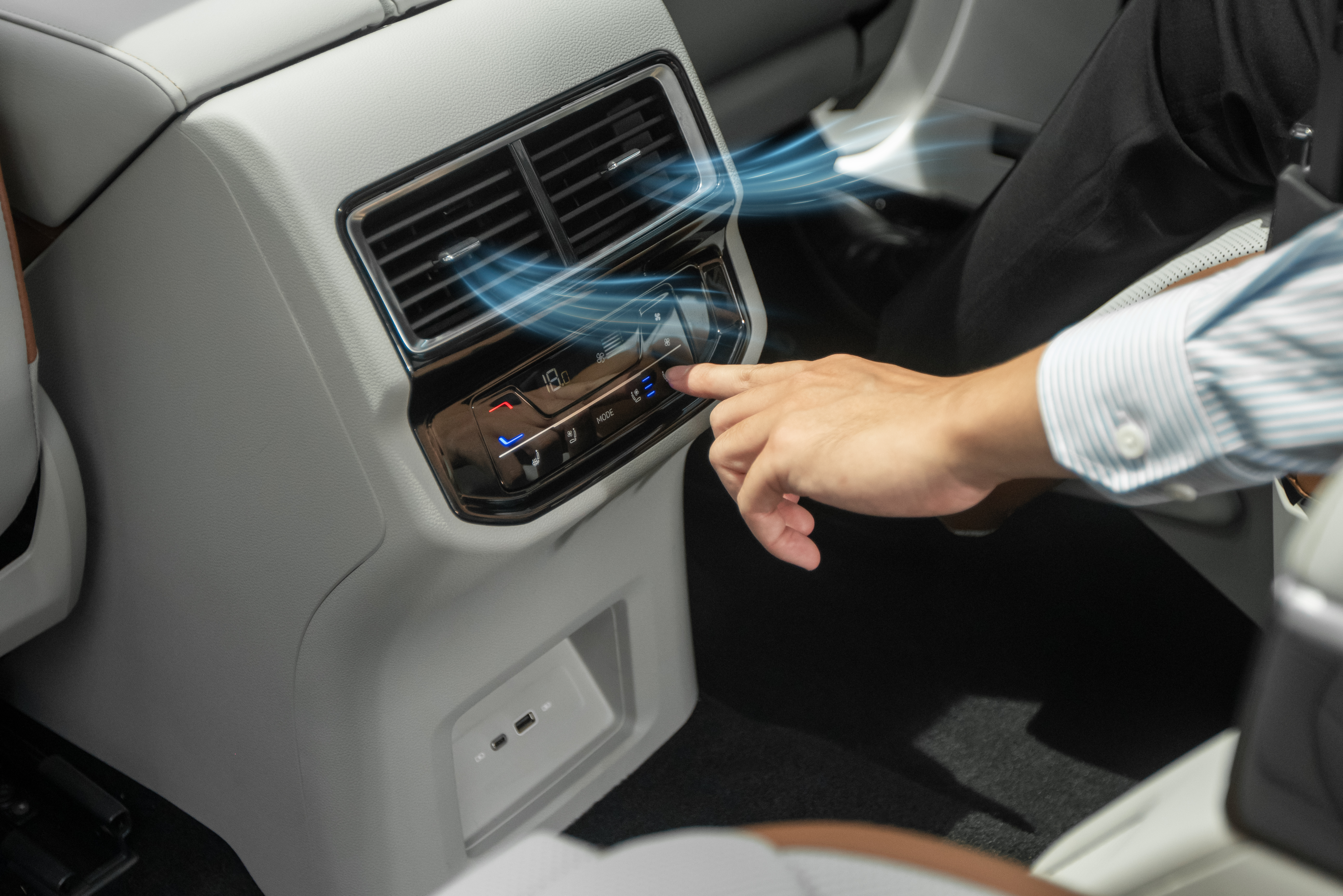 Hình minh họa: Hệ thống điều hòa tự động Climatronic